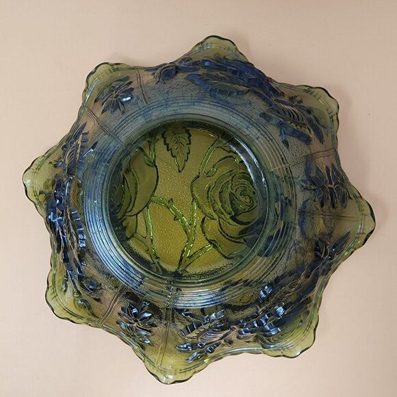 Vintag Green Carnival Style Pressed Glass Rose Pattern Crimped Bowl - Picture 7 of 9
